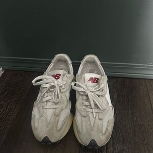 New Balance 327 sz 6